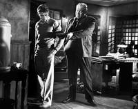 Кадр К востоку от рая