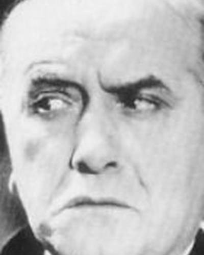 Жан Акистапас фото