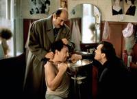 Кадр Три цвета: Белый