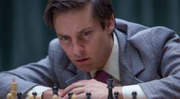 Кадр из фильма "Жертвуя пешкой (Игры чемпионов)" - 1