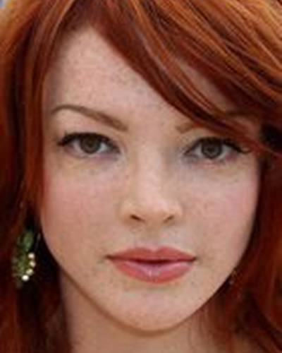 Николь Лалиберт фото