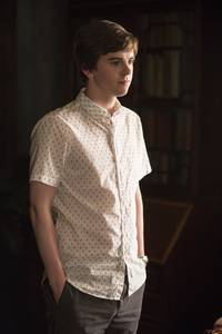 Кадр Мотель Бейтсов