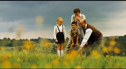 Кадр из фильма "Источники жизни" - 2