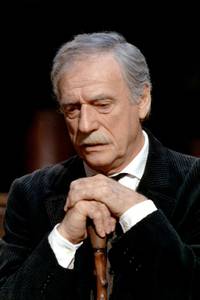 Кадр Манон с источника