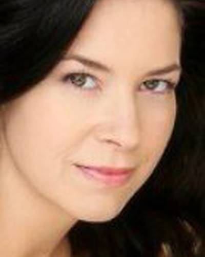 Эми Фаррингтон фото