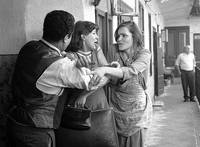 Кадр Любовь между каплями дождя