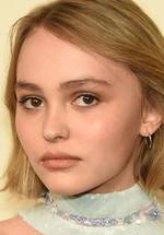 Лили-Роуз Мелоди Депп фото