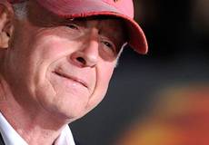 От погибшего режиссера Тони Скотта требуют десятину