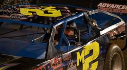 Кадр из фильма "Торговый пункт" - 2