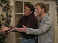 Кадр Малкольм в центре внимания