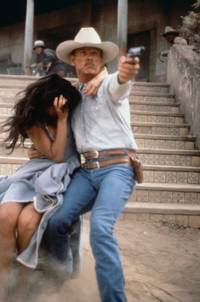 Кадр Все меры предосторожности