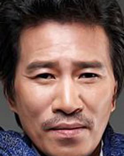 Син Чжон Гын фото