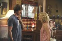 Кадр Воспитывая Хоуп