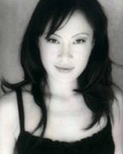 Суюн Ким фото