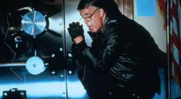 Кадр из фильма "Дезорганизованная преступность" - 2