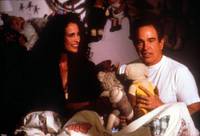 Кадр Город и деревня