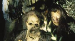 Кадр из фильма "Возвращение живых мертвецов" - 2