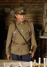 Кадр Господа офицеры: Спасти императора