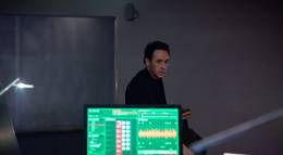 Кадр из фильма "Цифровая радиостанция" - 2