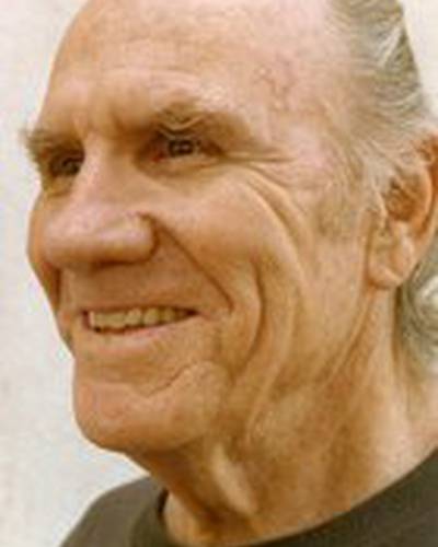 Р.Г. Армстронг фото