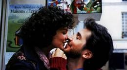 Кадр из фильма "Бог большой, я маленькая" - 1