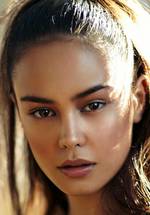 Кортни Итон фото