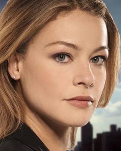 Әйел еркек Траннилер ит стилін алады