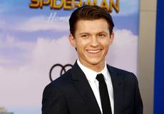 Том Холланд показал новый костюм Человека-паука