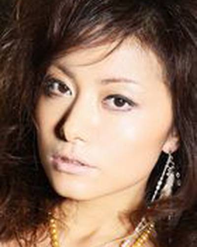 Чиаки Такахаси фото