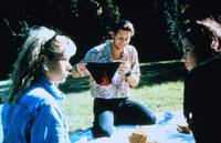 Кадр Один среди женщин