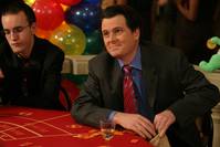 Кадр Малкольм в центре внимания