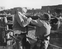 Кадр Человек из Ларами