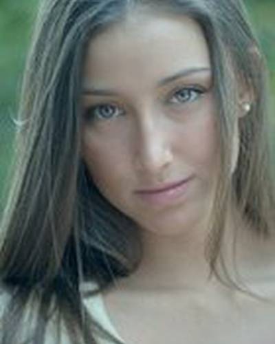 София Сисньега фото