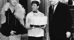 Кадр из фильма "Дважды два" - 2