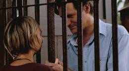 Кадр из фильма "Разрушенный дворец" - 1