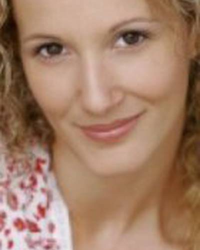 Сара Фарукуа фото