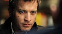 Кадр из фильма "Призрак" - 2