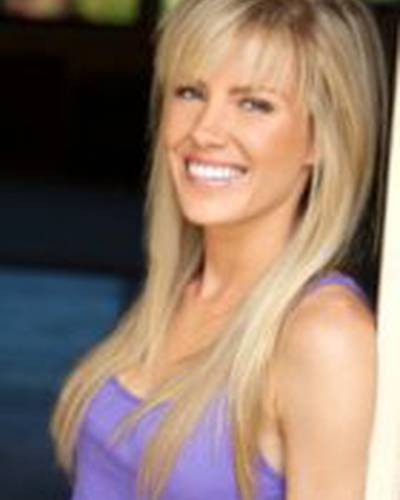 Джулиана Рэйб фото