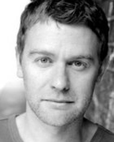 Тоби Уолтон фото