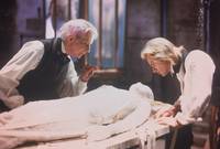 Кадр Невеста