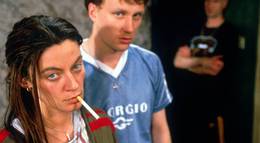 Кадр из фильма "Кислотный дом" - 2