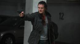 Кадр из фильма "Секретный агент" - 1