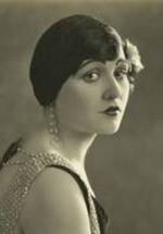 Claire de Lorez фото