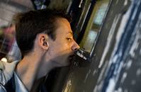 Кадр Быть человеком