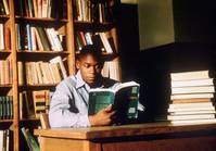 Кадр Черный бизнес