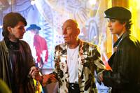 Кадр Убить Боно