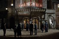 Кадр Париж! Париж!