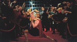 Кадр из фильма "Суперзвезда" - 1