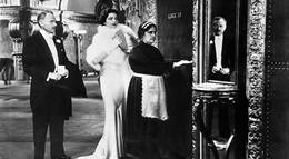 Кадр из фильма "Неприятности в раю" - 1