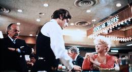 Кадр из фильма "Сглазили!" - 2